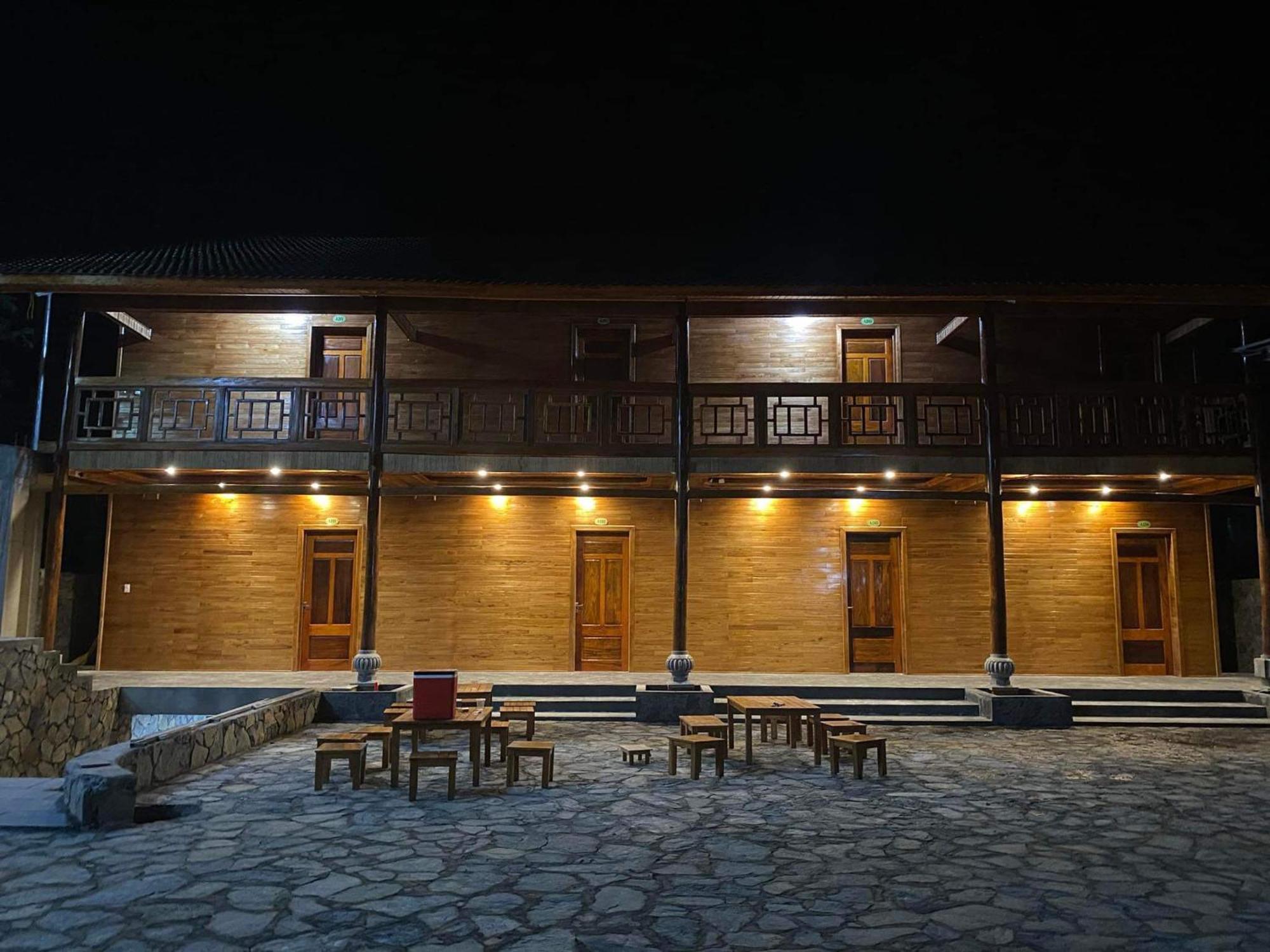 Cao Nguyen Da Homestay Meo Vac Exterior foto
